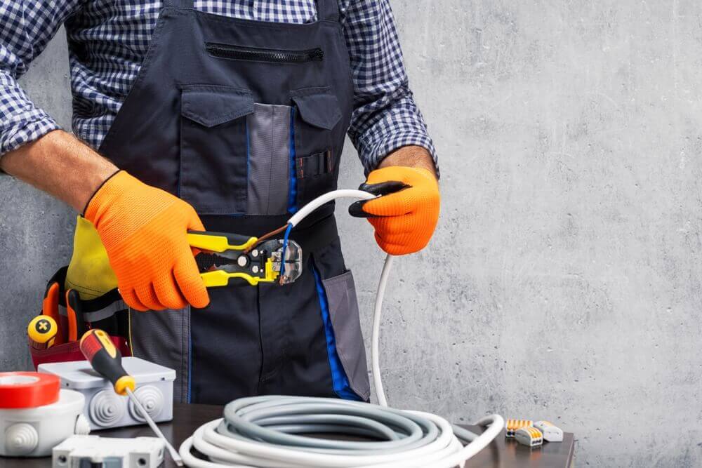 Zapojenie trojfázovej zásuvky Zálesie